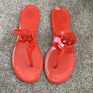 Tory Burch Mini Miller Jelly Flat Thong